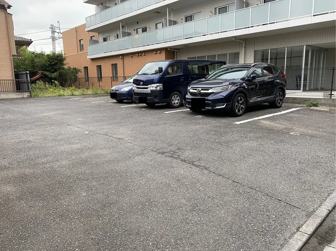 足立区千住曙町　月極駐車場